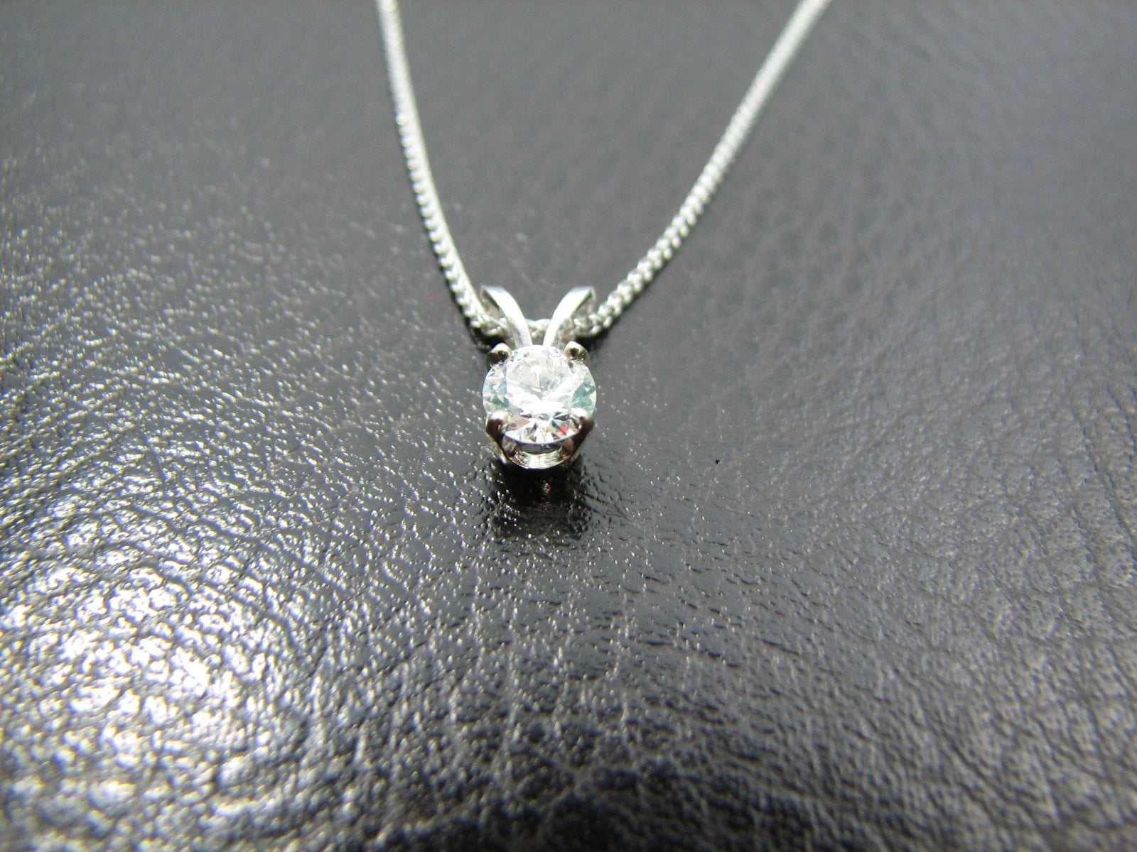 Diamond Solitaire Pendant w/18" White Gold Chain Estate Sale Liquidation Sale