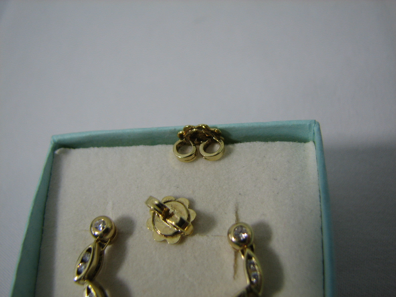 14k Gold 16 Diamond Swivel Earrings Heavy Duty Friction Backs Estate Clearance