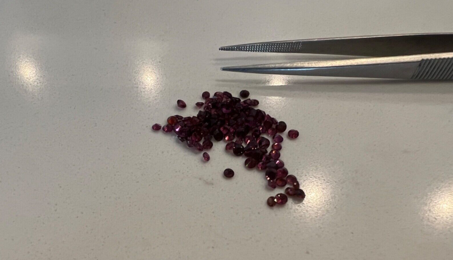 Garnets Rose Cut Red Round Old-Fashioned Rhodolite 100+pcs 7.50ct Melee 2mm SALE