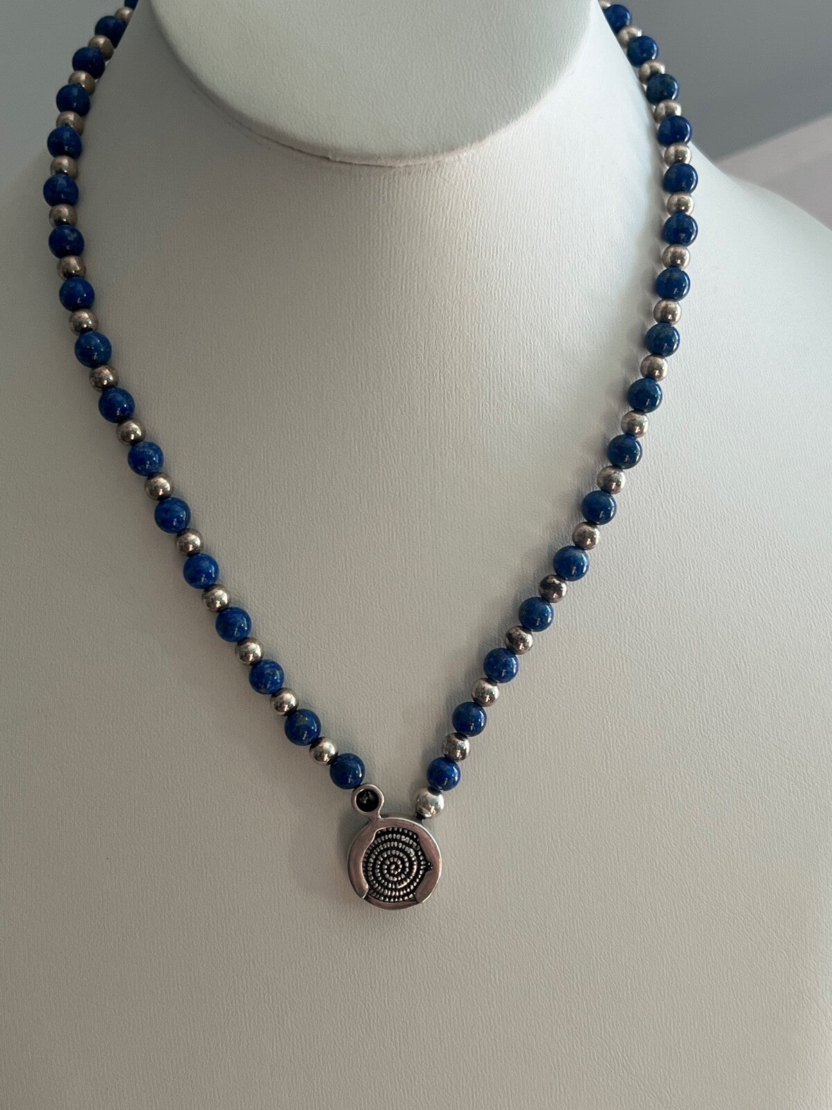 Sterling Silver Lapis-Lazuli Beads w/Unique Seashell Focal Clasp Estate Closeout