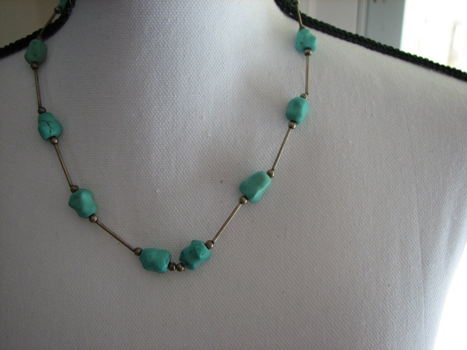Sterling Silver Turquoise Nugget Southwestern Style 1970’s Necklace 18”