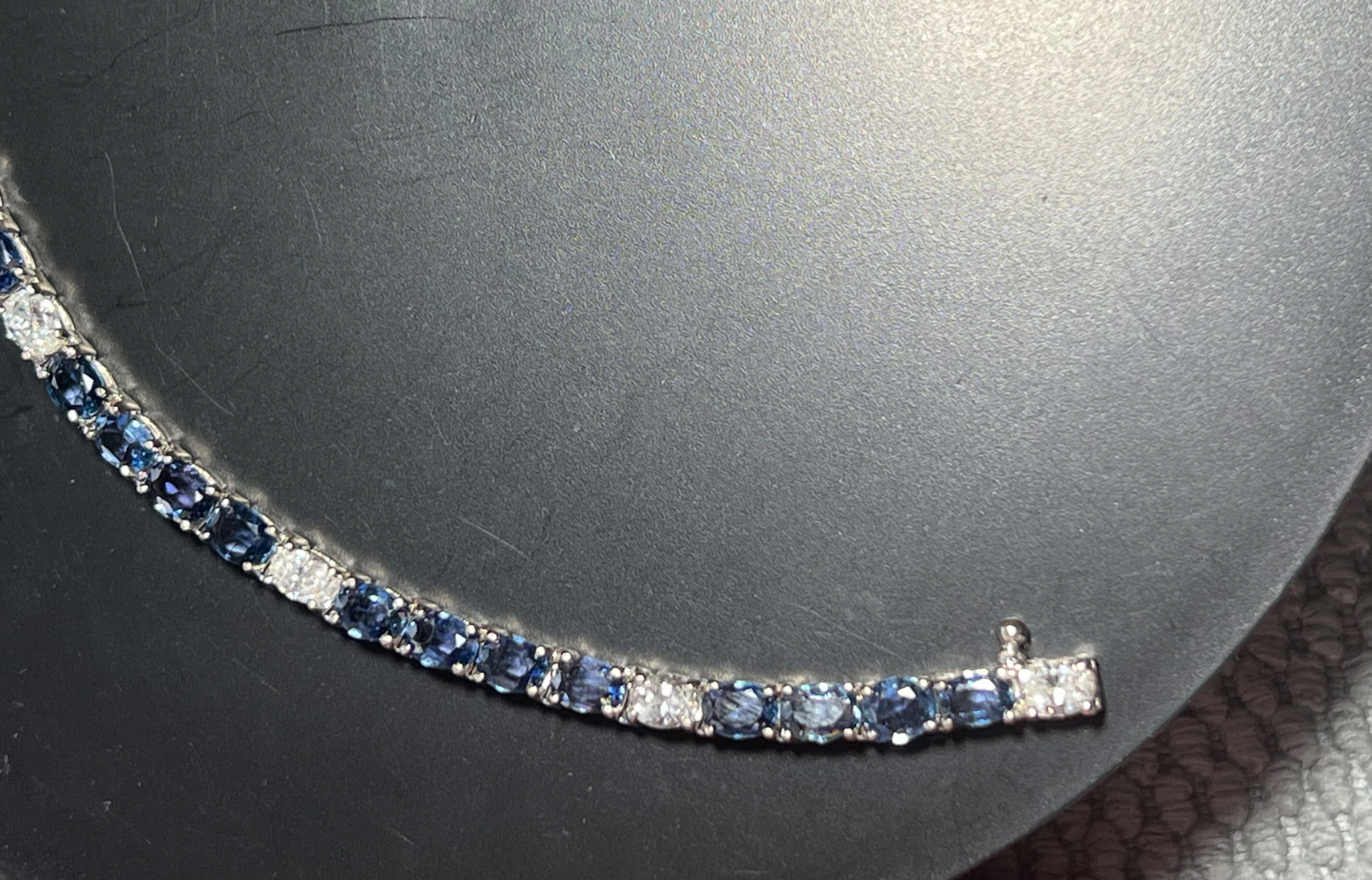 Yogo Montana Sapphire 14karat White Gold Tennis Bracelet Estate Liquidation Sale